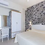 Sirena Boutique Hotel 3*