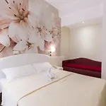 Sirena Boutique