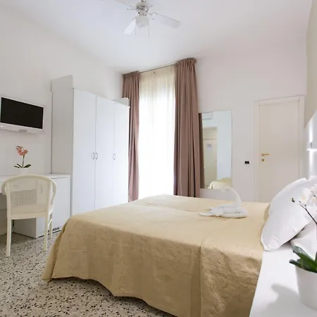 Sirena Boutique 3*