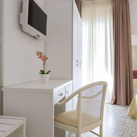 Ξενοδοχείο Sirena Boutique 3*