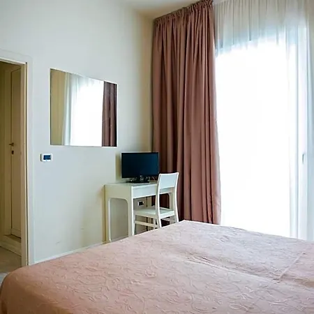 Sirena Boutique 3*
