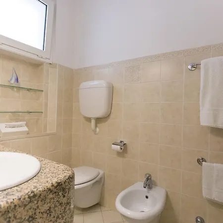 Sirena Boutique Hotel 3*