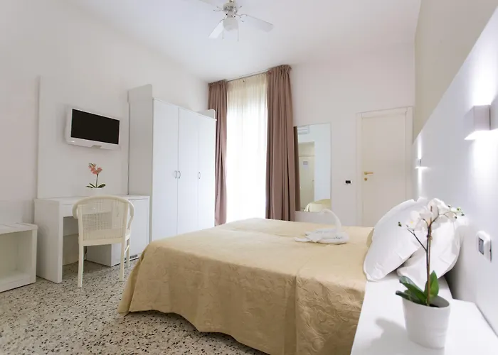 Sirena Boutique 3*